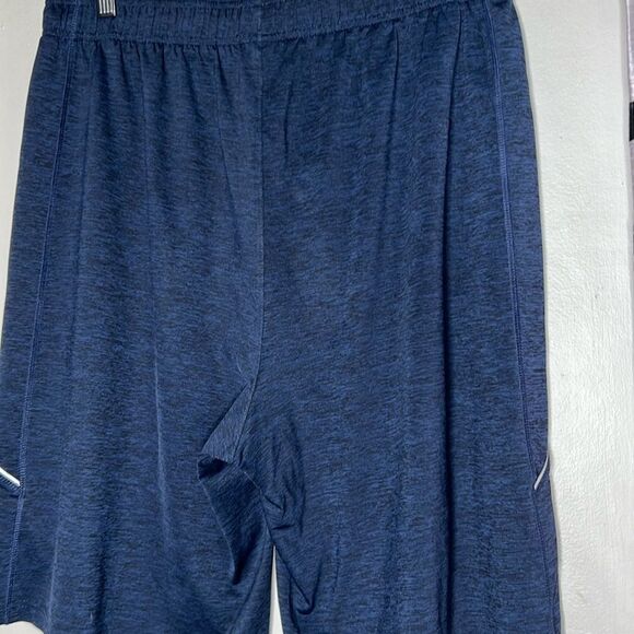 Reebok shorts heather dark blue two pocket size L - Picture 6 of 8
